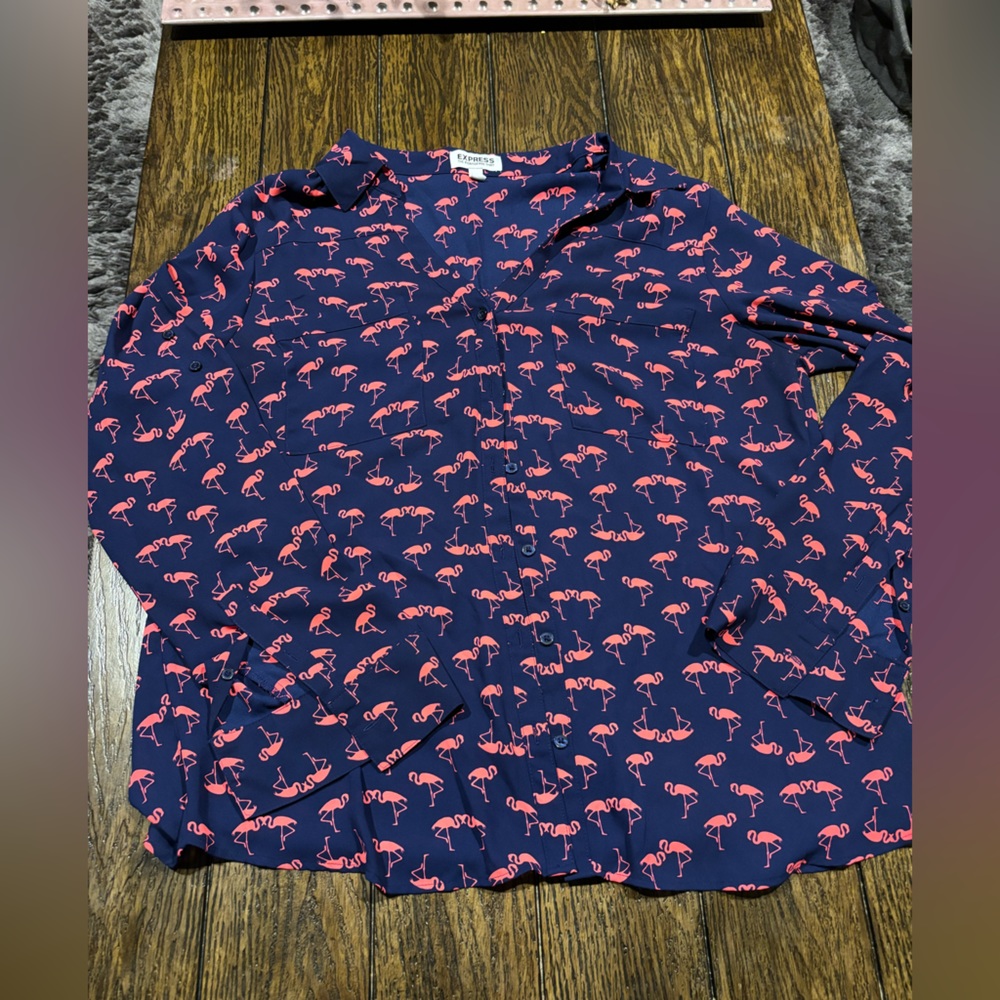 Express Portofino Top Flamingo sleeve blouse, size large